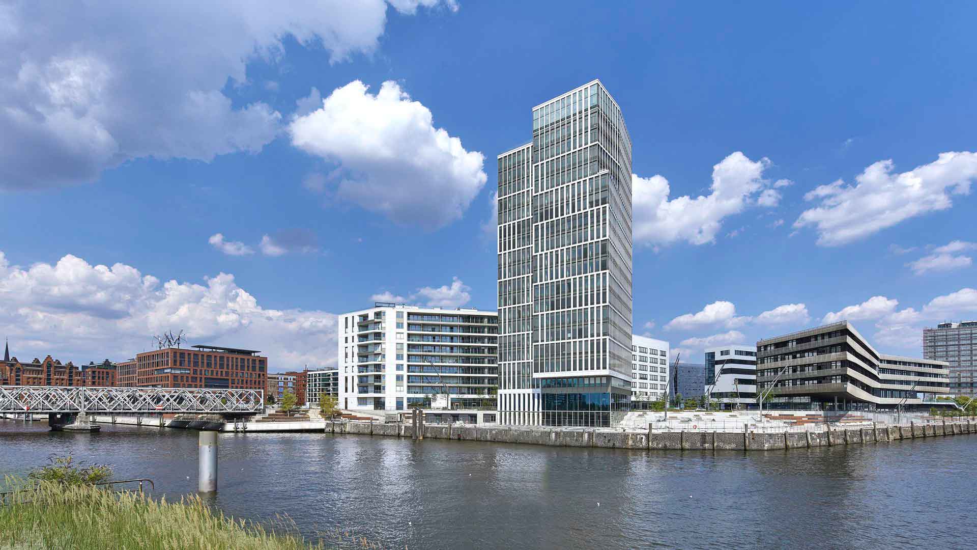 Der Büroturm Watermark im Intelligent Quarters Hamburg